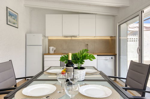 Photo 13 - 3 bedroom House in Castelló d'Empúries with private pool and garden