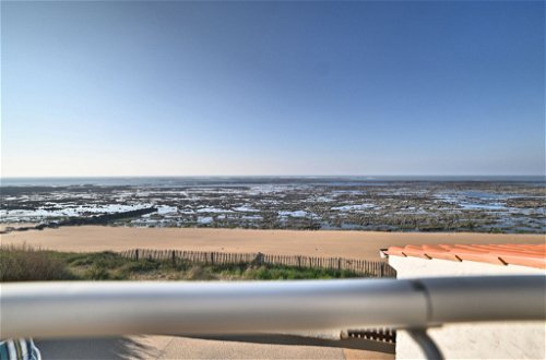 Photo 26 - 4 bedroom House in Saint-Pierre-d'Oléron with garden and sea view