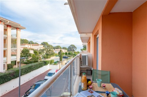 Foto 5 - Apartamento en Fréjus con vistas al mar