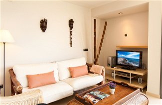 Photo 3 - 2 bedroom House in San Bartolomé de Tirajana with private pool and sea view
