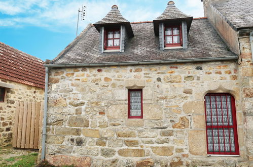 Photo 2 - Maison de 1 chambre à Crozon avec jardin et vues à la mer