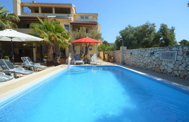 Apartamento de 4 quartos em Tribunj com piscina e jardim - Foto 16
