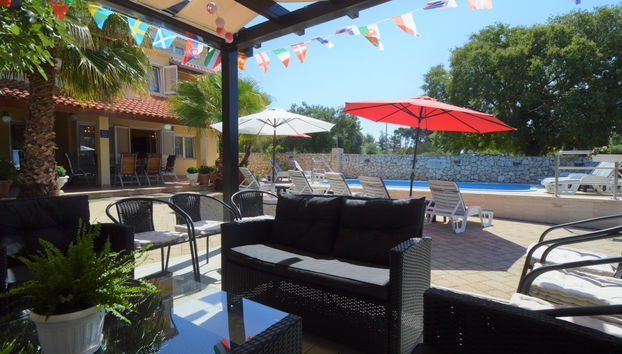 Apartment mit 4 Schlafzimmern in Tribunj mit schwimmbad und garten - Foto 4