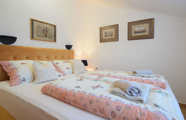 Apartamento de 4 quartos em Tribunj com piscina e jardim - Foto 6