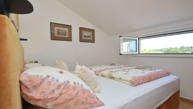 Apartment mit 4 Schlafzimmern in Tribunj mit schwimmbad und garten - Foto 5