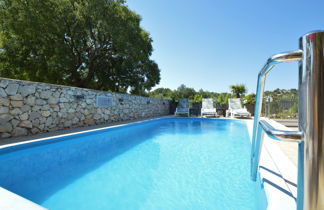 Foto 3 - Apartamento de 1 quarto em Tribunj com piscina e jardim