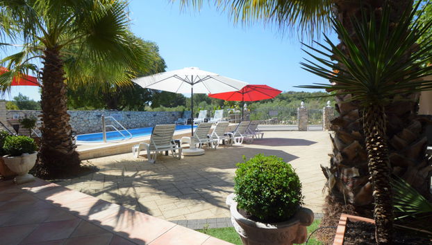 Apartment mit 4 Schlafzimmern in Tribunj mit schwimmbad und garten - Foto 3