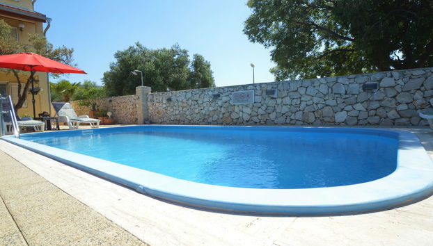 Apartment mit 4 Schlafzimmern in Tribunj mit schwimmbad und garten - Foto 2