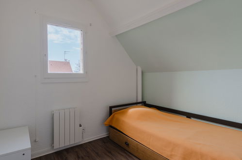 Photo 10 - Maison de 2 chambres à Cabourg avec piscine et vues à la mer