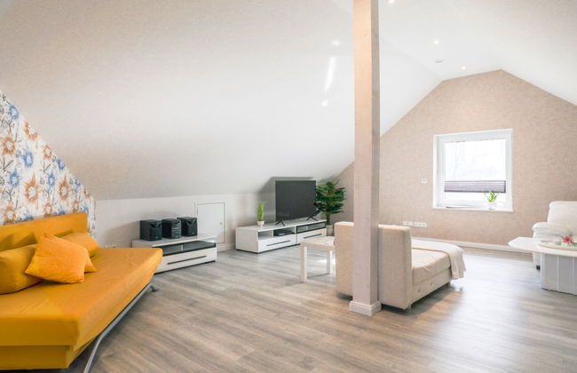 Casa de 6 quartos em Wanna com jardim e terraço - Foto 7