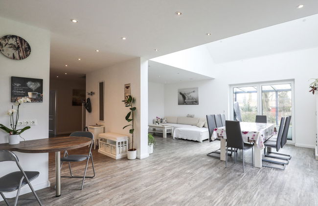 Casa de 6 quartos em Wanna com jardim e terraço - Foto 11