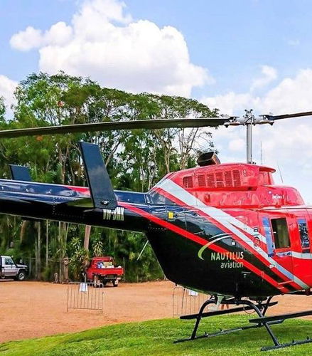 Foto de Vuelo en helicóptero, pesca y recorrido de bares - Excursión de día completo