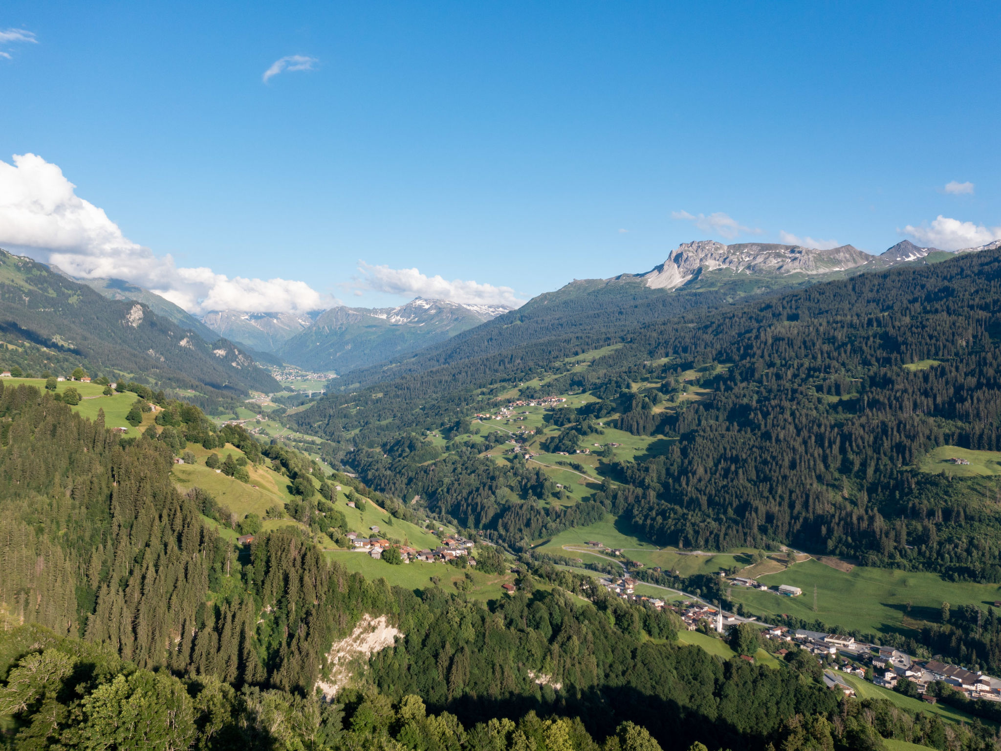 Foto 5 - Apartment mit 4 Schlafzimmern in Luzein mit schwimmbad und blick auf die berge