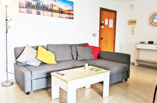 Foto 9 - Apartamento de 2 quartos em Benidorm com piscina e vistas do mar