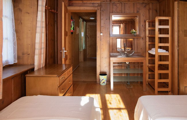 8 bedroom House in Val de Bagnes with garden - Photo 17