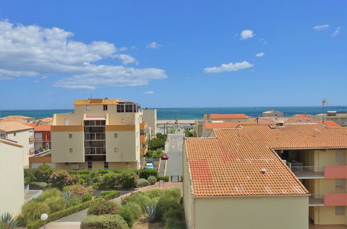 Foto 15 - Appartamento con 1 camera da letto a Narbonne con terrazza e vista mare