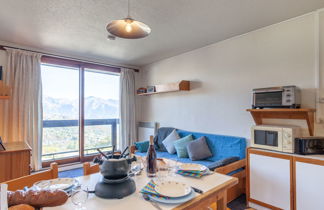 Foto 1 - Apartamento de 1 quarto em Villarembert com piscina e vista para a montanha