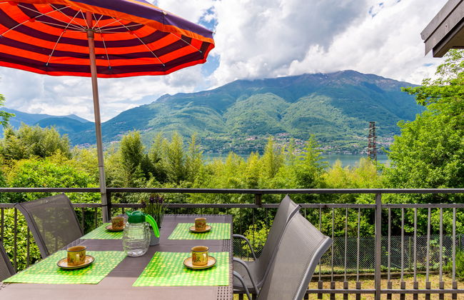 3 bedroom House in Dervio with garden and terrace - Photo 24