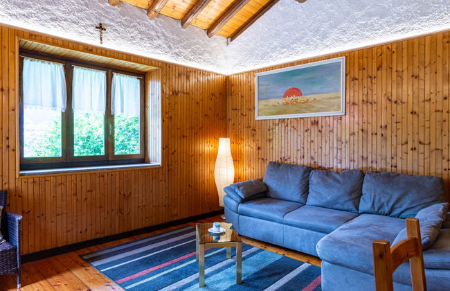 3 bedroom House in Dervio with garden and terrace - Photo 6