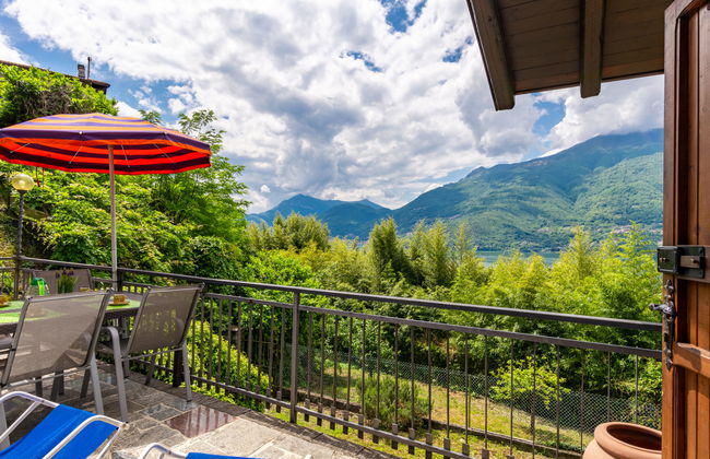 3 bedroom House in Dervio with garden and terrace - Photo 14