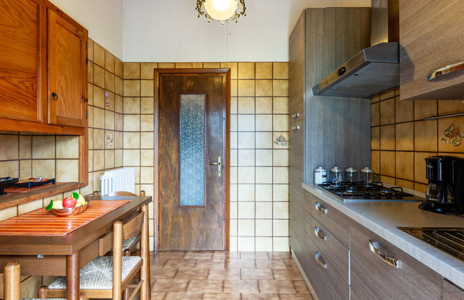 3 bedroom House in Dervio with garden and terrace - Photo 12