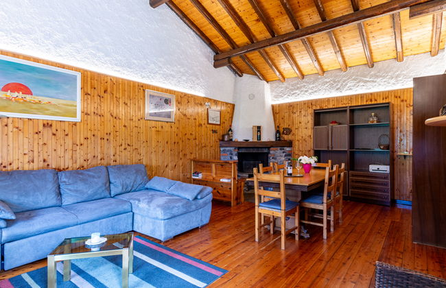 3 bedroom House in Dervio with garden and terrace - Photo 8