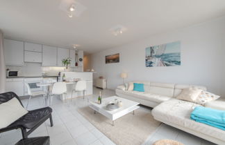 Photo 2 - 2 bedroom Apartment in Bredene with garden and terrace