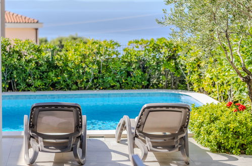 Photo 5 - Maison de 4 chambres à Makarska avec piscine privée et terrasse