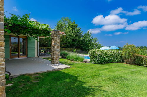 Photo 43 - Maison de 5 chambres à Buje avec piscine privée et jardin