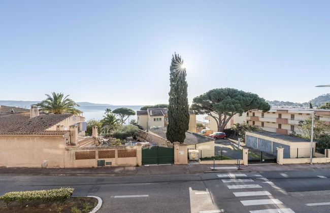 Apartamento de 2 quartos em Cavalaire-sur-Mer com terraço - Foto 17