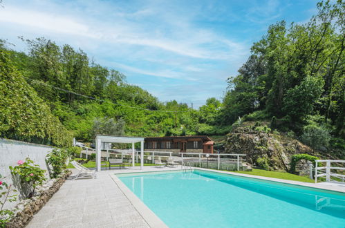 Photo 1 - Maison de 2 chambres à Pescaglia avec piscine privée et jardin