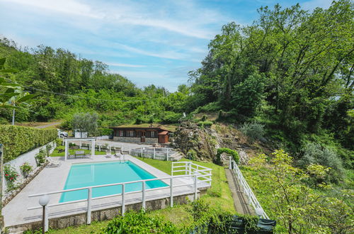 Foto 35 - Casa de 2 habitaciones en Pescaglia con piscina privada y jardín