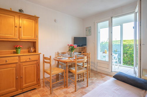 Foto 11 - Apartamento de 1 habitación en Vaux-sur-Mer con piscina privada y vistas al mar