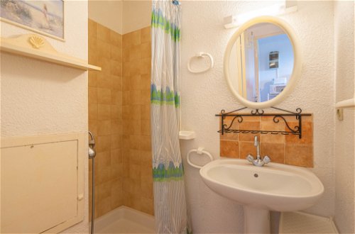 Foto 19 - Apartamento de 1 habitación en Vaux-sur-Mer con piscina privada y vistas al mar
