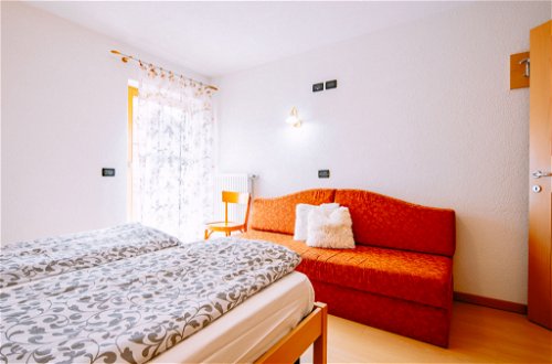 Foto 18 - Apartment mit 2 Schlafzimmern in San Giovanni di Fassa-Sèn Jan mit blick auf die berge