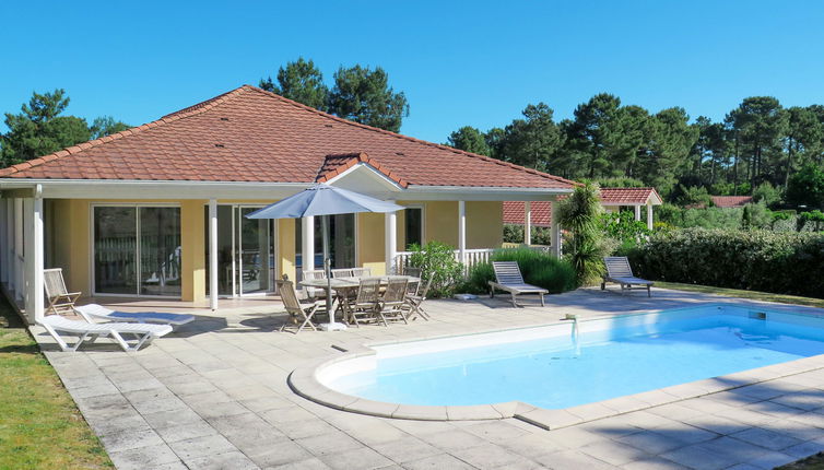 Foto 1 - Casa de 4 quartos em Lacanau com piscina privada e terraço