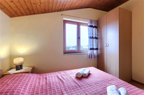 Foto 10 - Apartamento de 2 habitaciones en Pula con terraza y vistas al mar