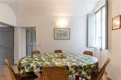 Photo 11 - Appartement de 2 chambres à Stellanello avec jardin et vues à la mer