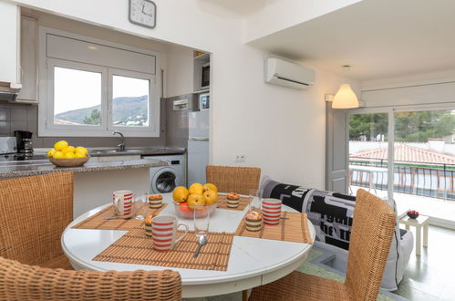 Foto 6 - Apartamento de 2 habitaciones en Llançà con terraza