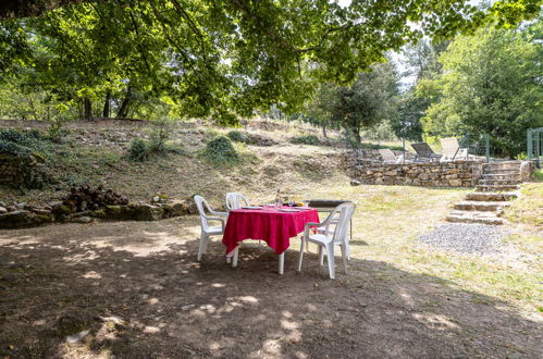 Foto 19 - Casa con 2 camere da letto a Saint-Genest-de-Beauzon con piscina privata e giardino