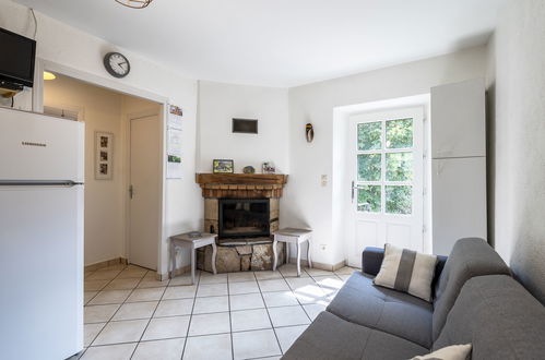 Photo 6 - Maison de 2 chambres à Saint-Genest-de-Beauzon avec piscine privée et jardin