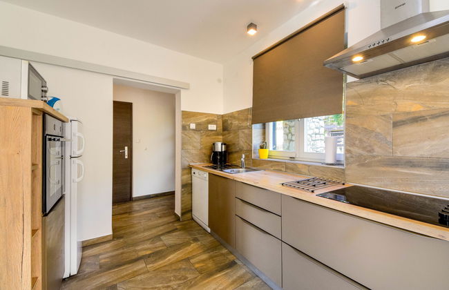 Apartamento de 4 quartos em Omišalj com jardim e terraço - Foto 10