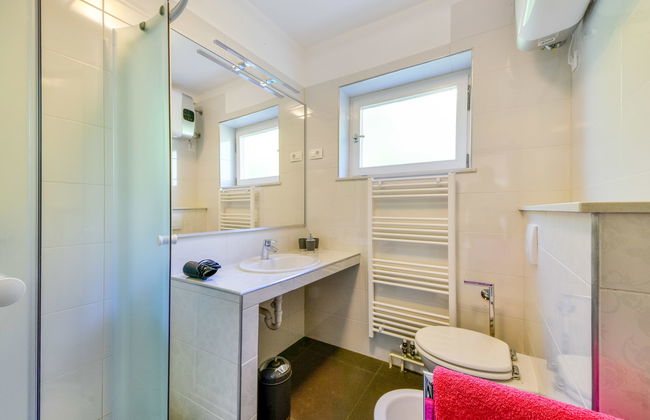 Apartamento de 4 quartos em Omišalj com jardim e terraço - Foto 18