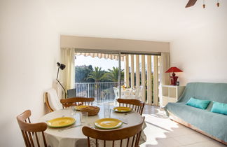 Photo 2 - 1 bedroom Apartment in Le Lavandou with garden