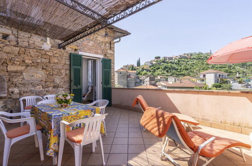 Photo 13 - Appartement de 2 chambres à Dolcedo avec jardin et terrasse