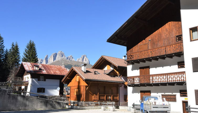 Photo 1 - Appartement de 1 chambre à Canazei avec vues sur la montagne