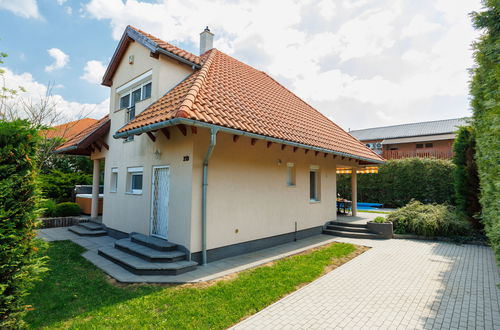Photo 39 - Maison de 4 chambres à Siófok avec piscine privée et jardin