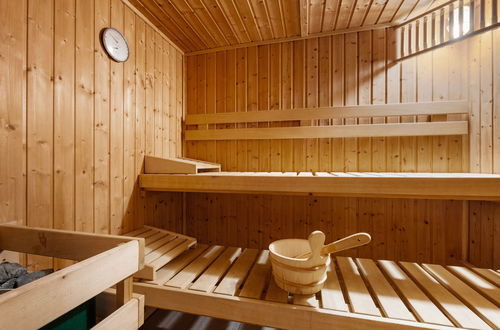 Photo 25 - Maison de 4 chambres à Siófok avec piscine privée et jardin