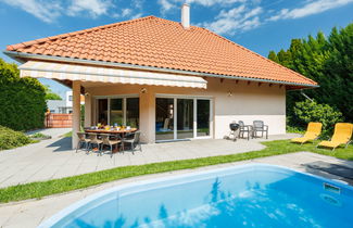 Foto 1 - Haus mit 4 Schlafzimmern in Siófok mit privater pool und garten