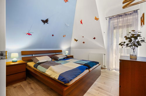 Photo 16 - Maison de 4 chambres à Siófok avec piscine privée et jardin